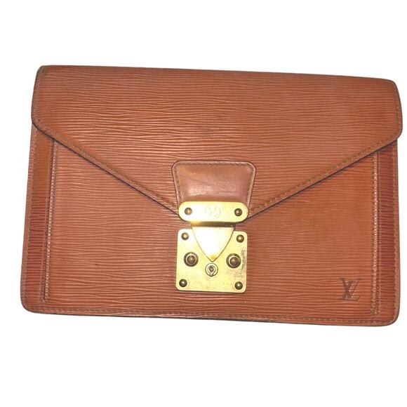Louis Vuitton Saddle Bag - Gem Louis Vuitton Saddle Epi Leather Clutch